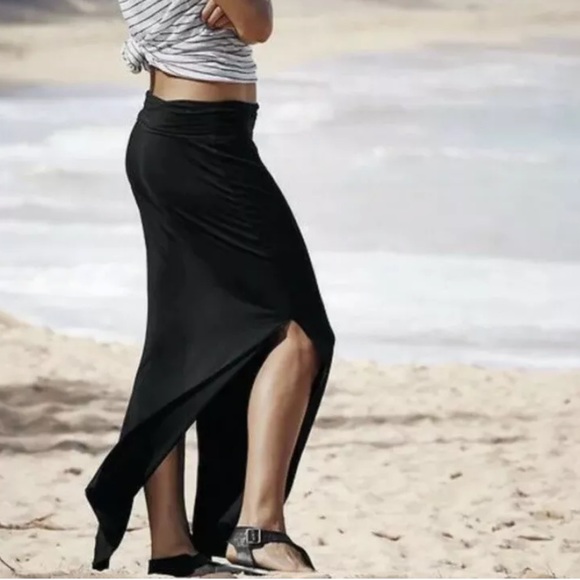 Athleta Dresses & Skirts - Athleta Seaside Foldover black maxi skirt Size XS